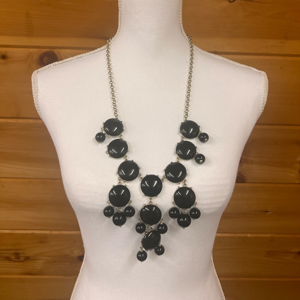 Elegant Black Statement Necklace